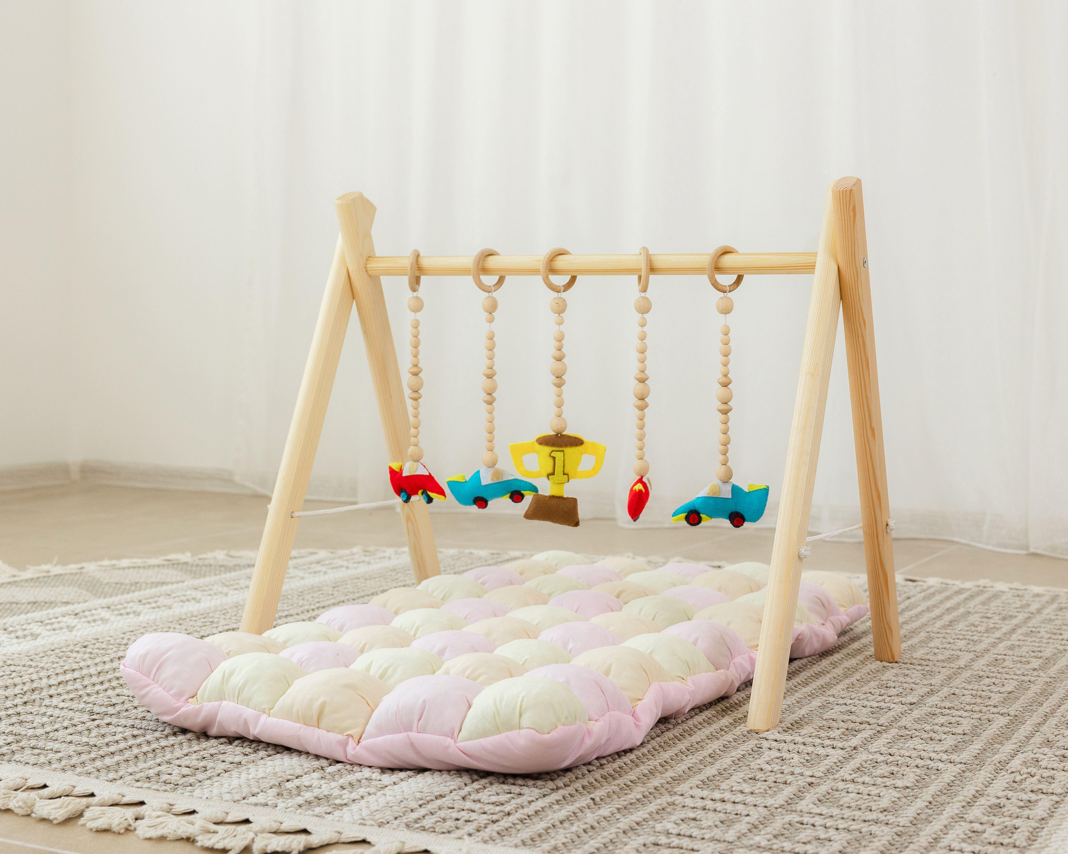 Мобиль детский напольный Монтессори Чемпион с матрасиком Алиса (0002343)