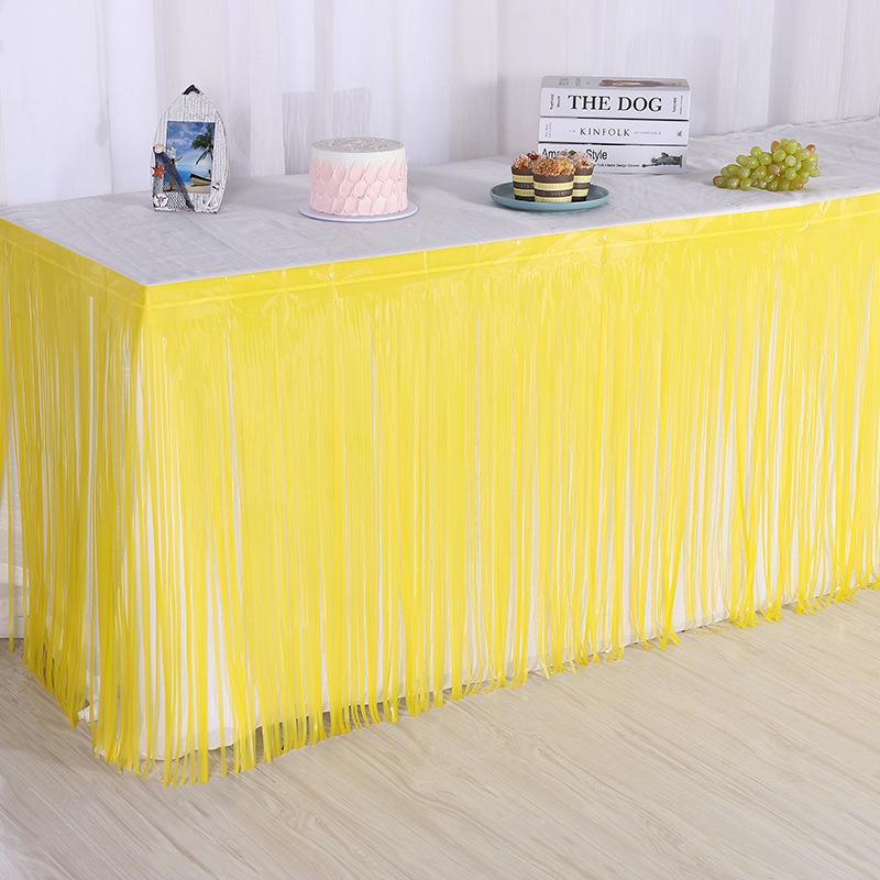 Дождик широкий на стену и стол 74x274 см Желтый (405707/12) Дождик широкий на стену и стол 74x274 см Желтый (405707/12)