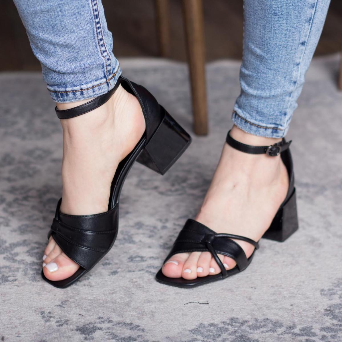 Босоножки женские Fashion р. 38 24,5 см Черный (2812)