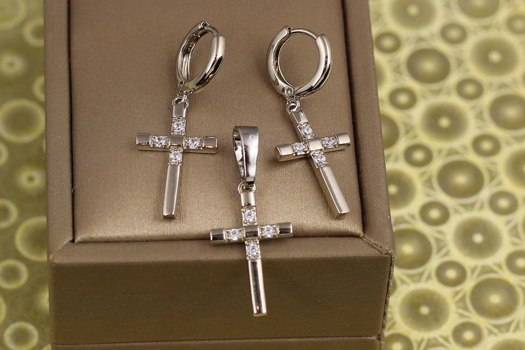 Набор Xuping Jewelry Серьги с кулоном Крестики четыре камешка Серебристый