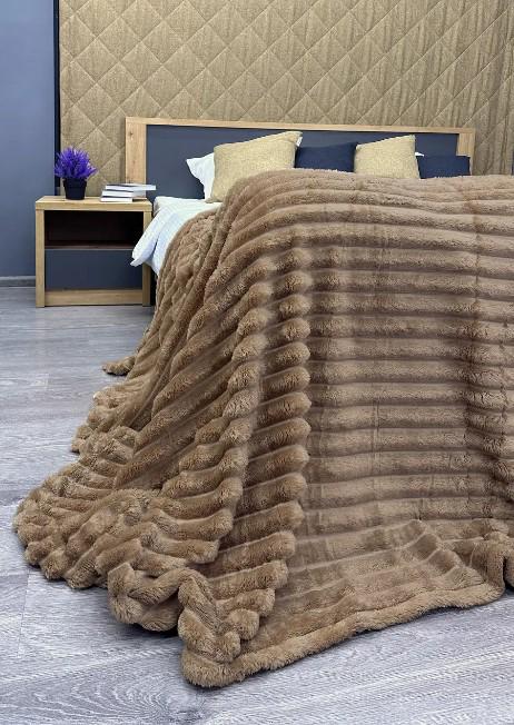 Покрывало из плюша VIP Шарпей в полоску 200х230 см Карамельный (87-146) - фото 4 Покрывало из плюша VIP Шарпей в полоску 200х230 см Карамельный (87-146) - фото 4