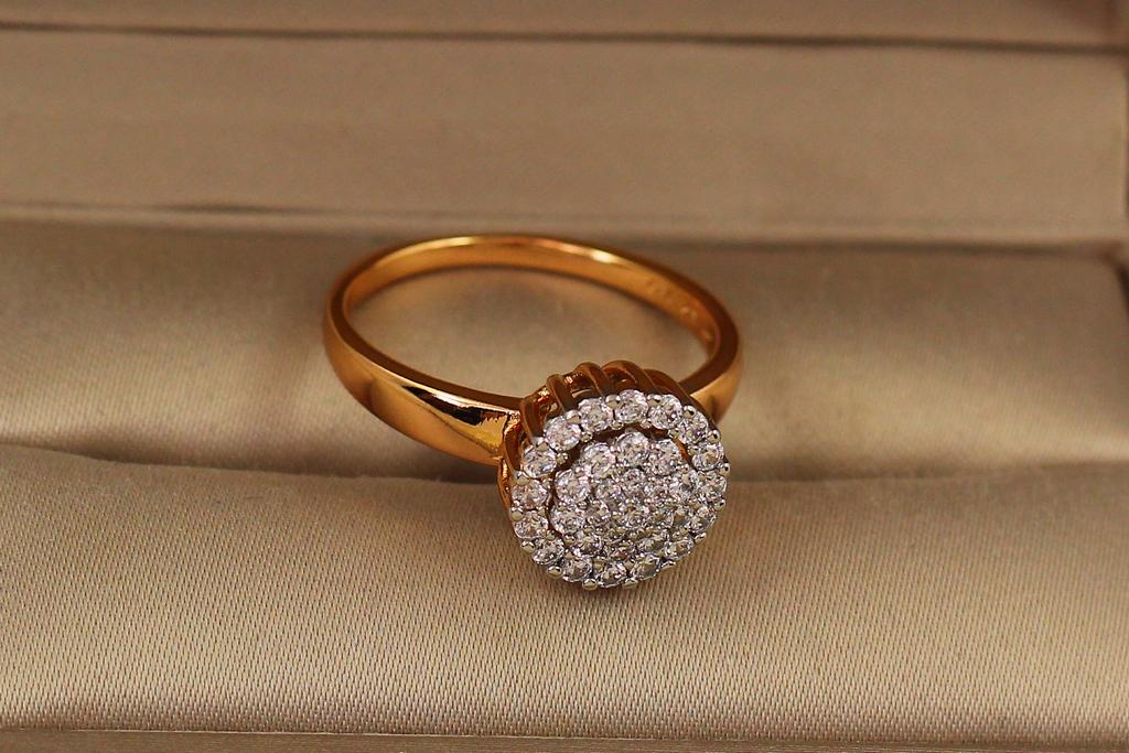 Кольцо Xuping Jewelry Зрачок с родием р. 19 Золотистый (32899084)