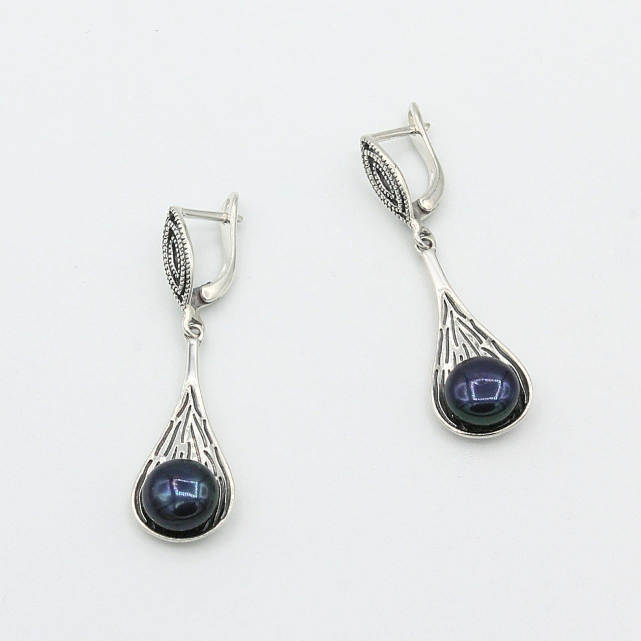 Серебряные серьги с черным жемчугом Авокадо