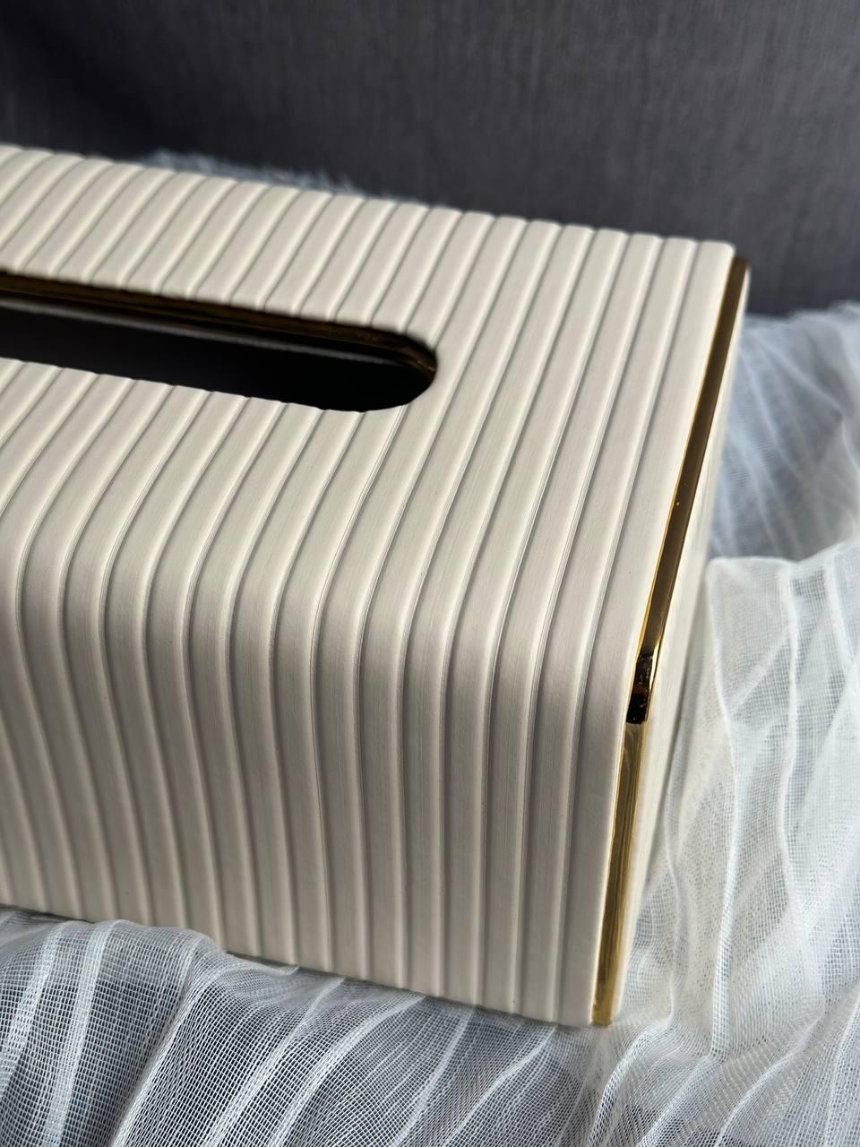 Салфетница Yiwu из экокожи 20х13х9 см Молочный (HP-3-203W) - фото 4 Салфетница Yiwu из экокожи 20х13х9 см Молочный (HP-3-203W) - фото 4