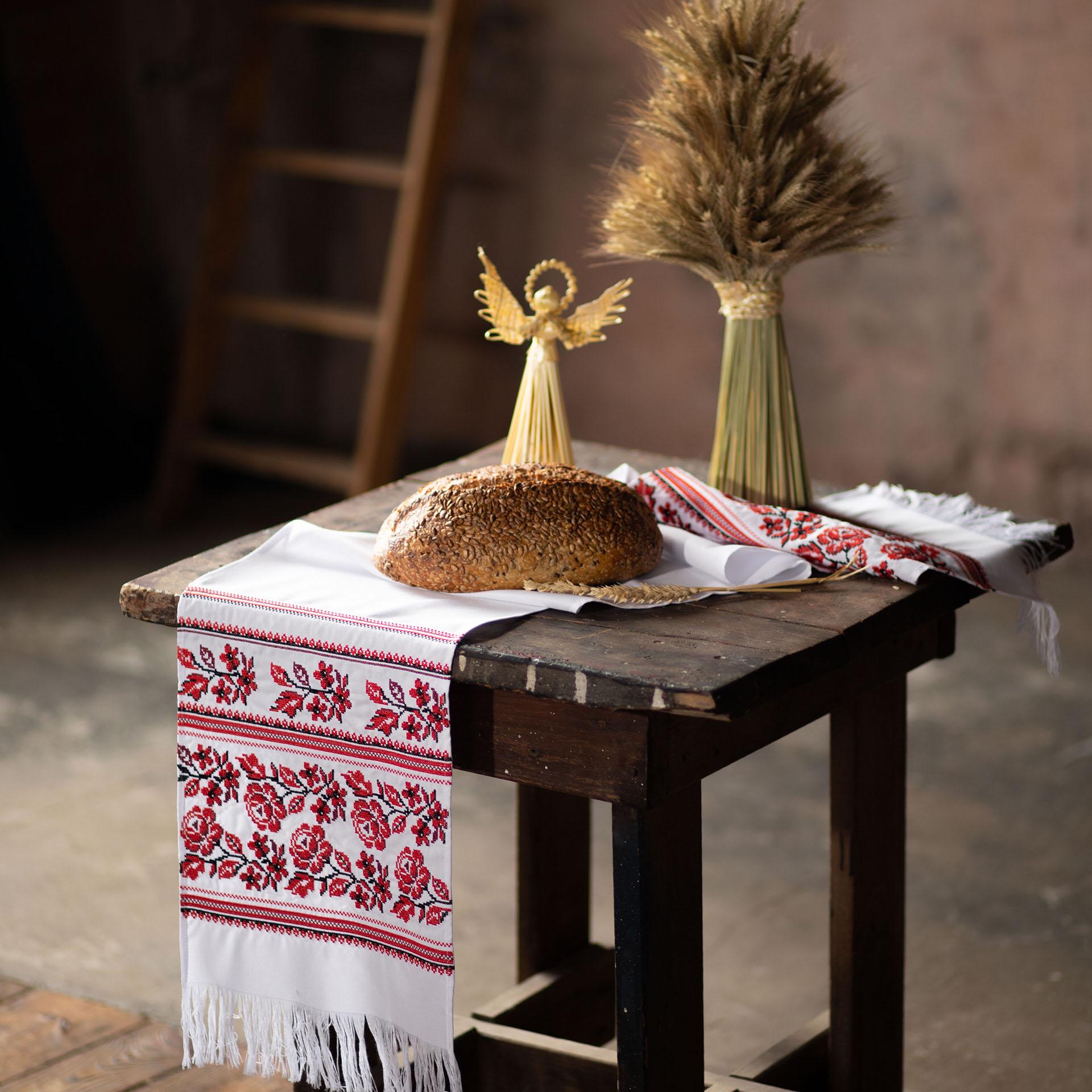 Рушник Едельвіка вишитий український 1,7х0,32 м (26-17/00)