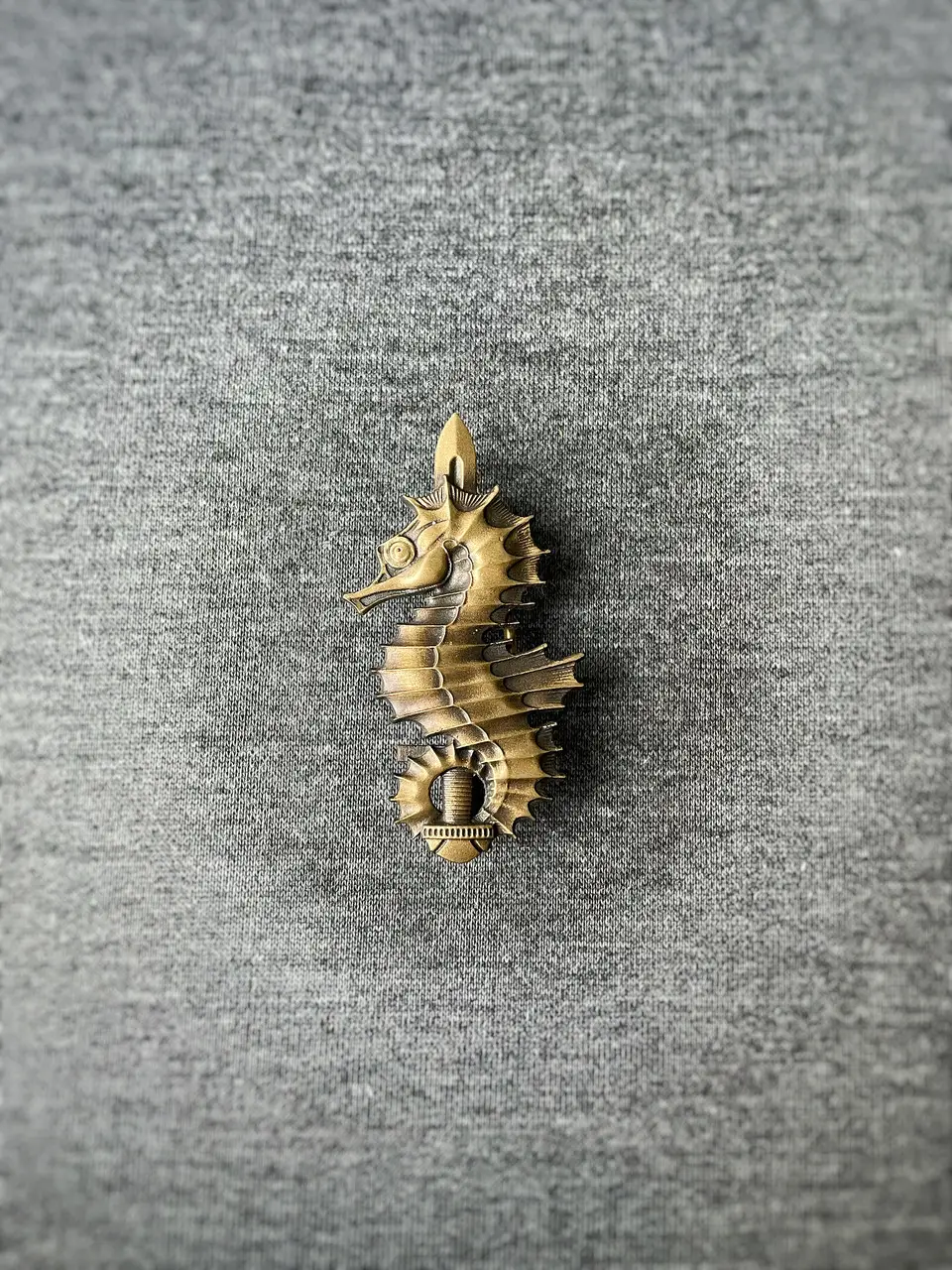 Кокарда ССО морского центра специального назначения (12400389) Кокарда ССО морского центра специального назначения (12400389)