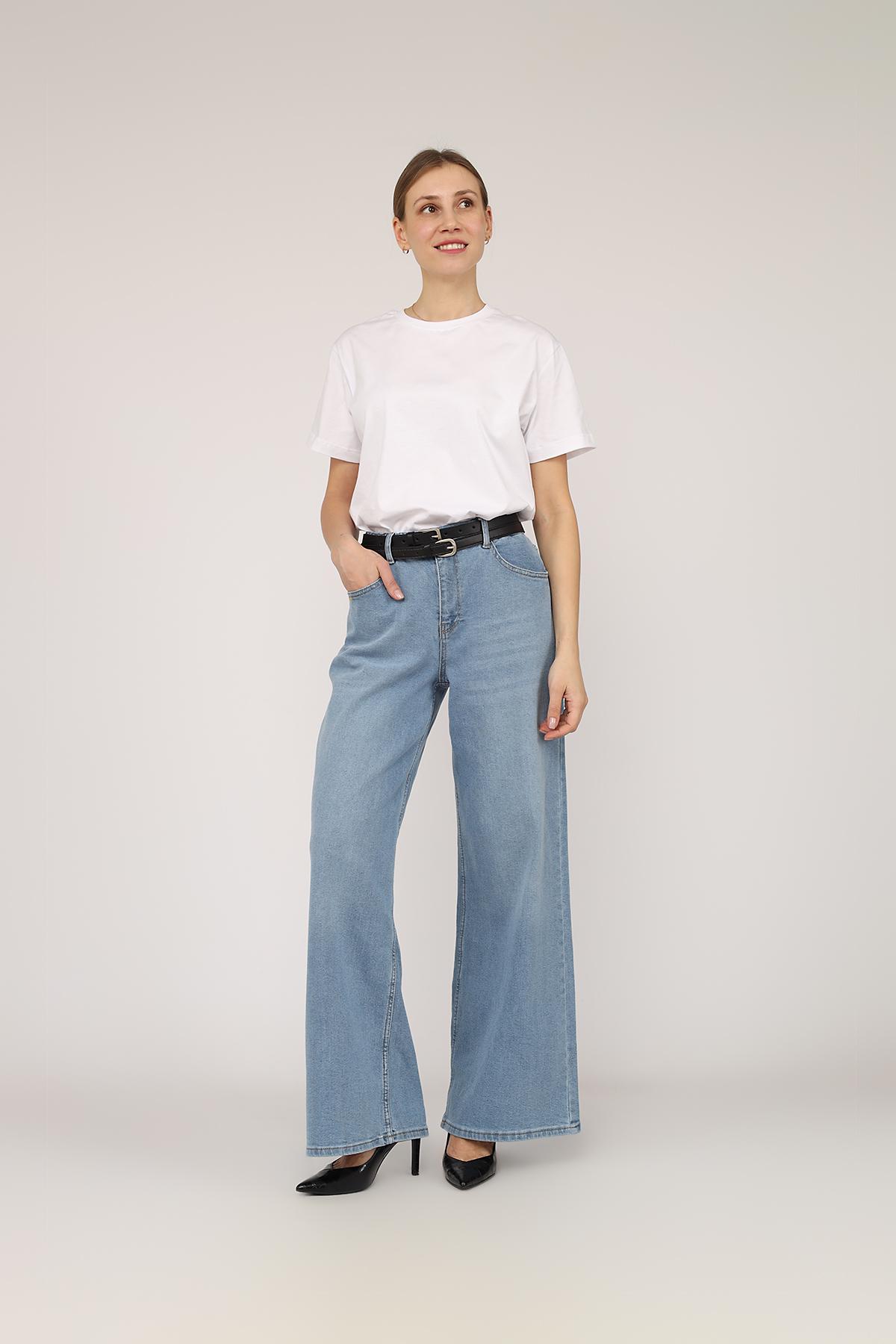 Джинси жіночі Wide leg ЦБ-00270126 р. 44 Блакитний (SKT001045570) - фото 2 Джинси жіночі Wide leg ЦБ-00270126 р. 44 Блакитний (SKT001045570) - фото 2