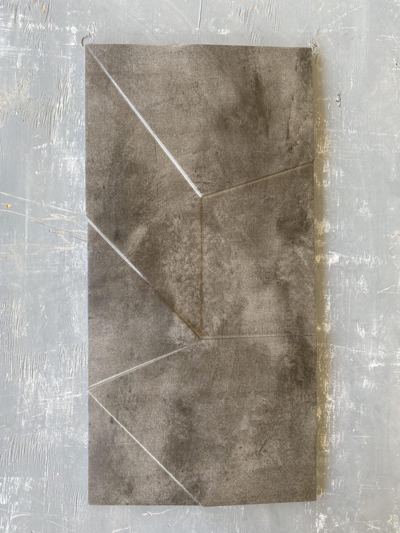 Гипсовая 3D-панель DecoWalls Rock с ламинированным покрытием под бетон (DW0074)