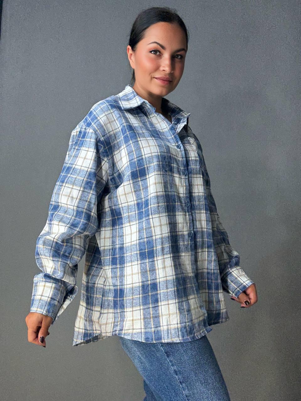 Сорочка жіноча YZY 7765 в клітинку оверсайз широка варена OS Блакитний (4920) - фото 5 Сорочка жіноча YZY 7765 в клітинку оверсайз широка варена OS Блакитний (4920) - фото 5