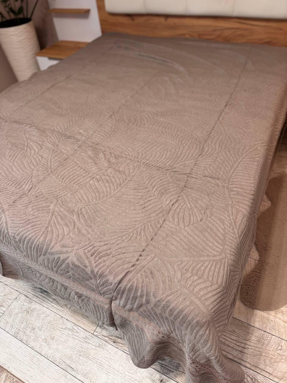 Покрывало махровое полуторное 150х200 Коричневый (Д-al-mahra-2025-001-04) - фото 1 Покрывало махровое полуторное 150х200 Коричневый (Д-al-mahra-2025-001-04) - фото 1