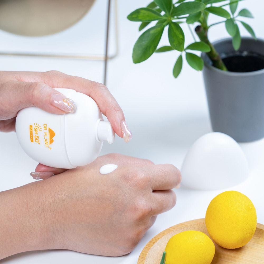 Засіб для засмаги DR. PLANT Waterproof Moist Sunscreen водостійкий санскрін SPF50+/PA++++ 50 мл - фото 3