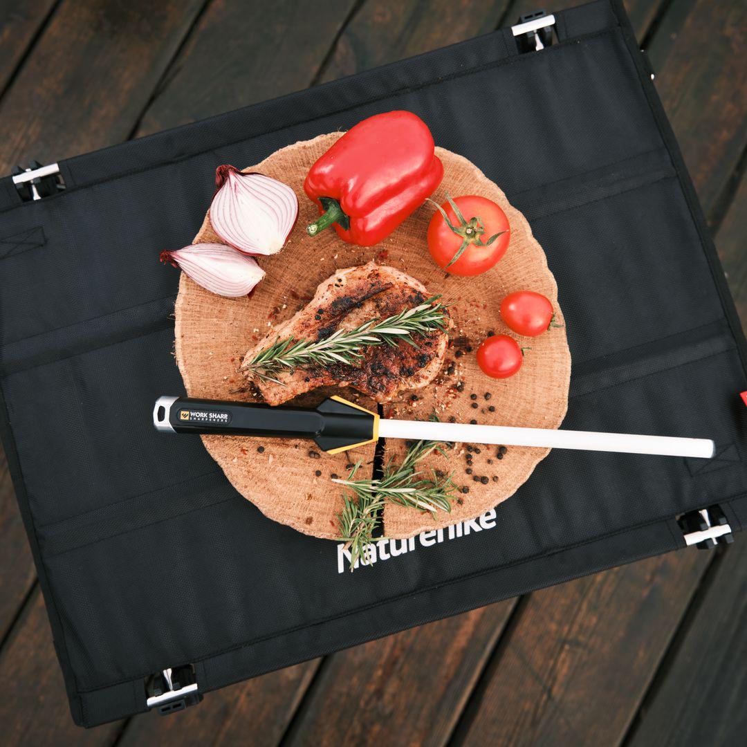 Мусат для заточки кухонных ножей Work Sharp Ceramic Kitchen Honing Rod керамический Черный с белым (14-79-WSKTNCHR-I) - фото 5 Мусат для заточки кухонных ножей Work Sharp Ceramic Kitchen Honing Rod керамический Черный с белым (14-79-WSKTNCHR-I) - фото 5