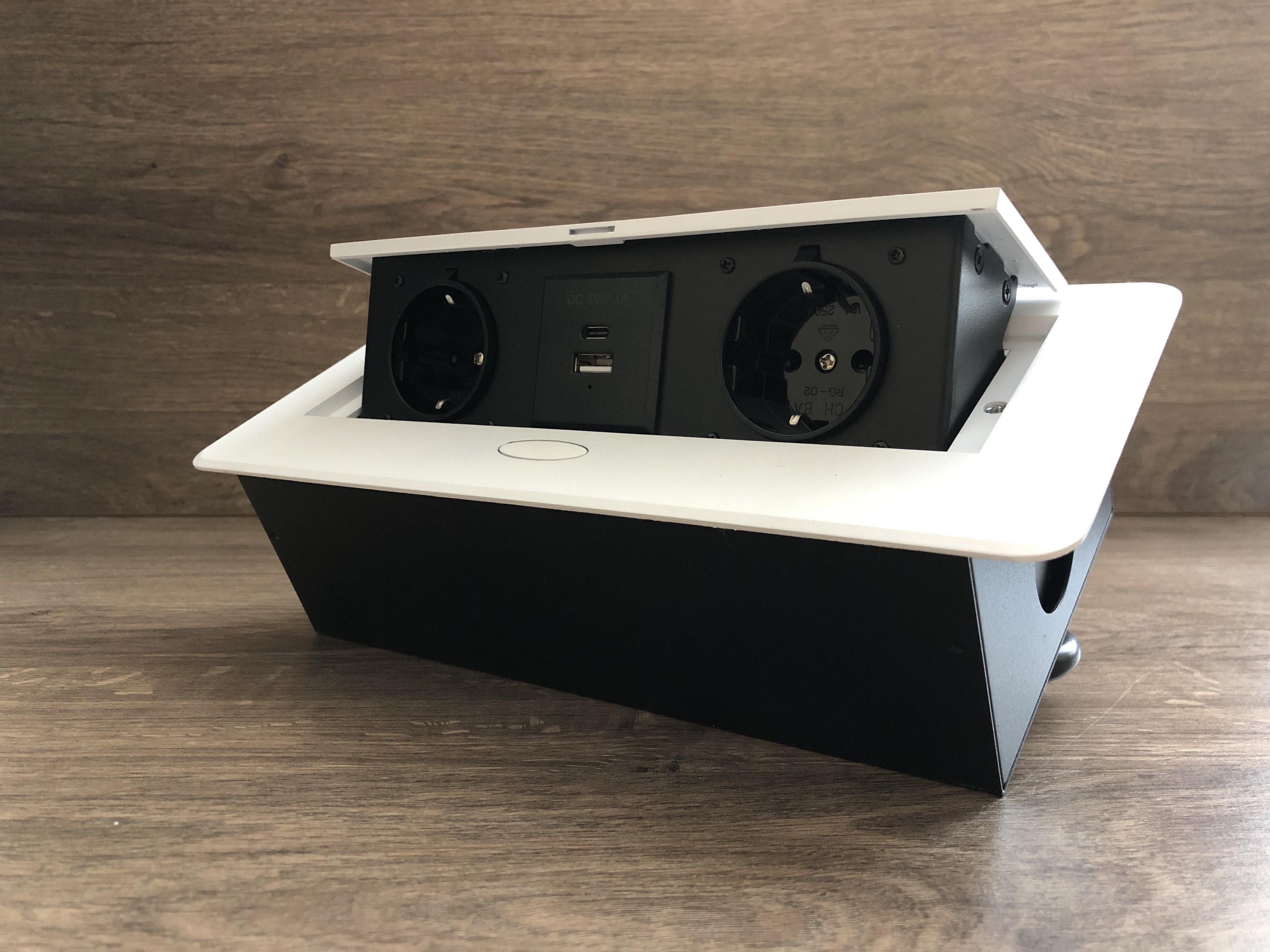 Розетка настільна 2R/USB/Type-C Білий (144415) - фото 2 Розетка настільна 2R/USB/Type-C Білий (144415) - фото 2