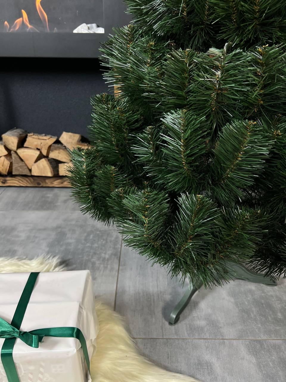 Искусственная елка Сказка 1,5м с пластиковой подставкой Зеленый (YA678285) - фото 4 Искусственная елка Сказка 1,5м с пластиковой подставкой Зеленый (YA678285) - фото 4
