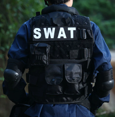 Жилет поліцейський Swat 11 карманів L (VA-1289506007) - фото 5 Жилет поліцейський Swat 11 карманів L (VA-1289506007) - фото 5