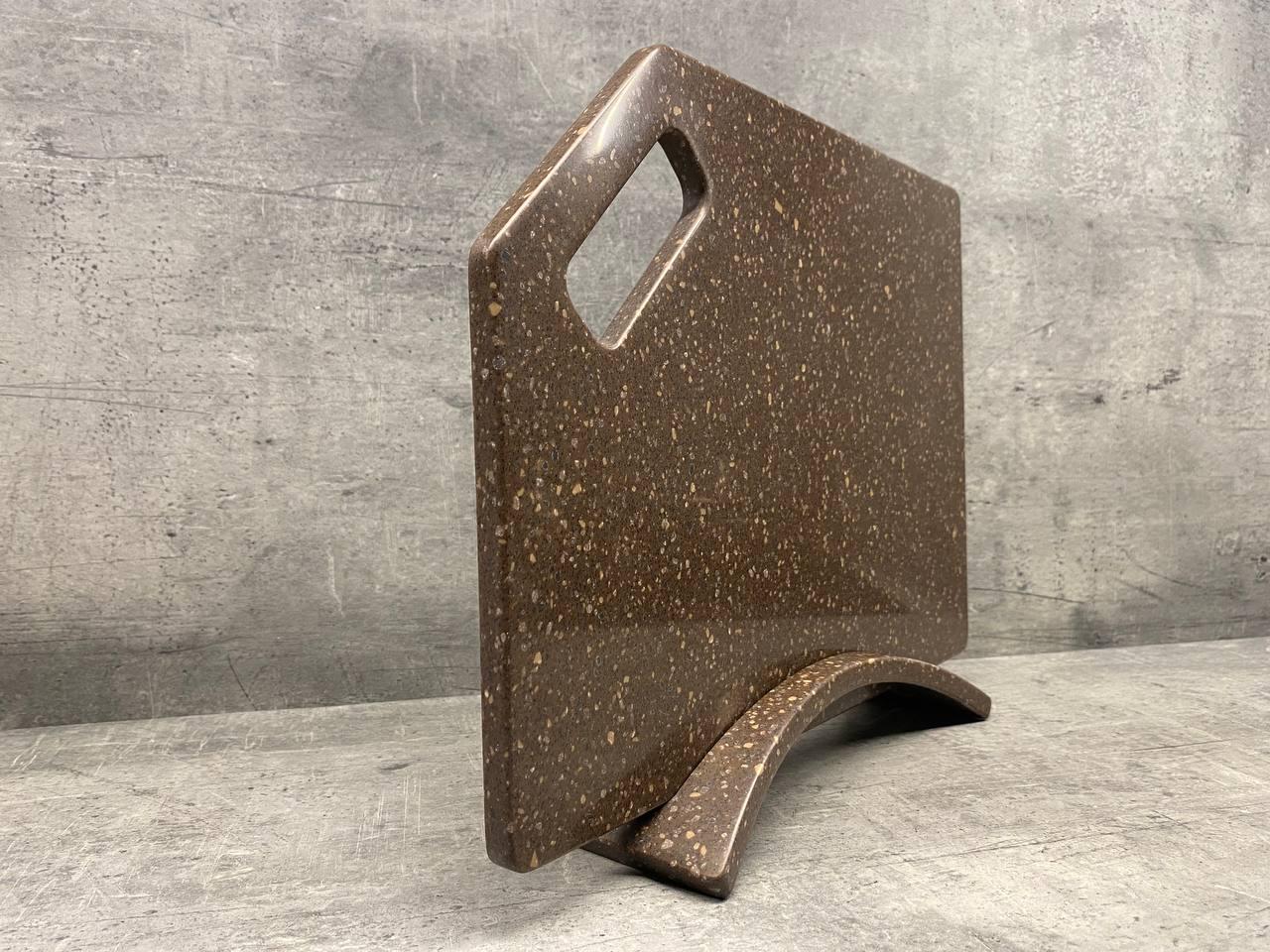 Дошка кухонна Terrain на підставці зі штучного акрилового каменю 360x260 мм (23872566) - фото 2 Дошка кухонна Terrain на підставці зі штучного акрилового каменю 360x260 мм (23872566) - фото 2