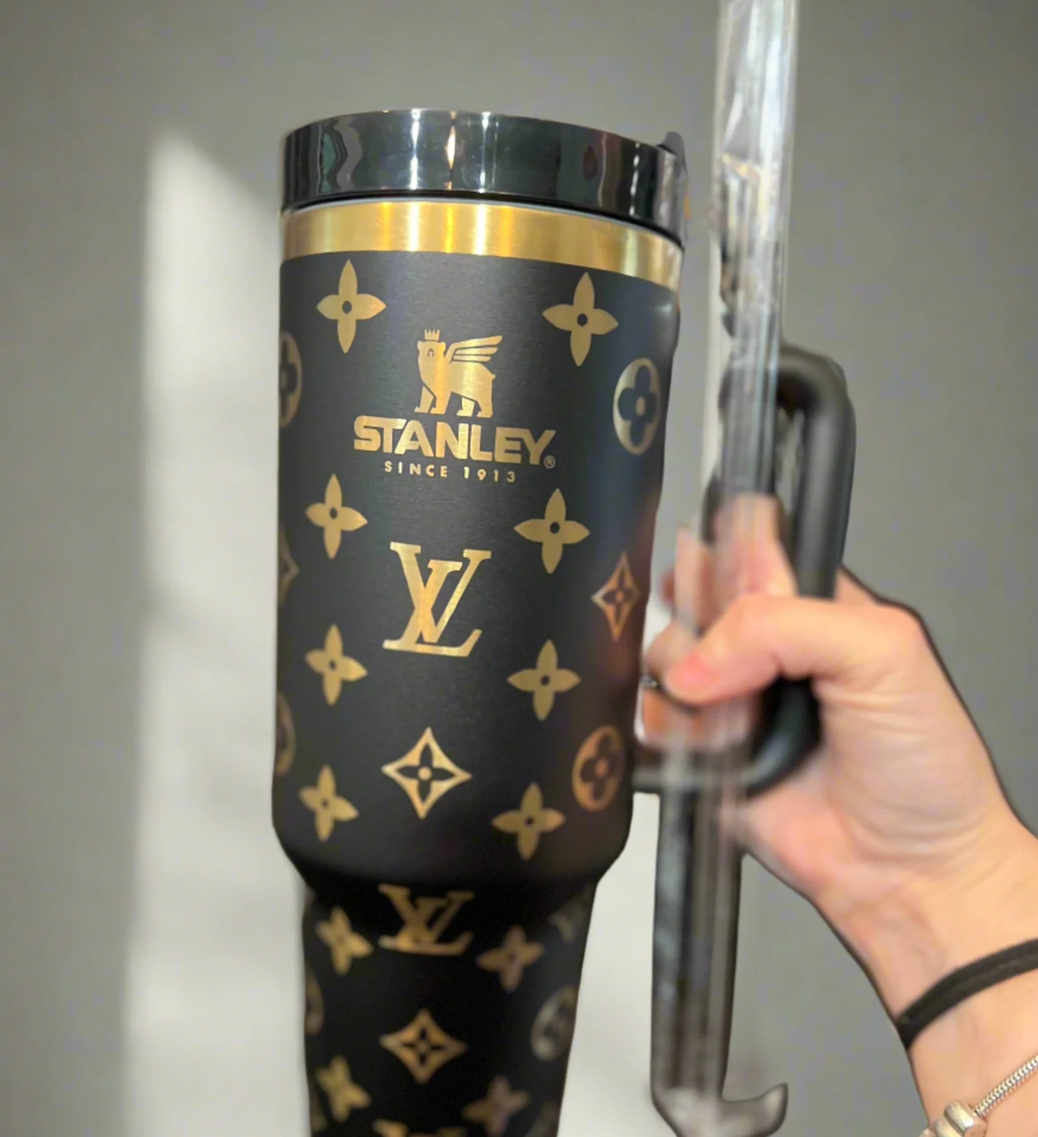 ᐉ Термочашка Stanley Quencher H2.0 Tumbler из нержавеющей стали 1