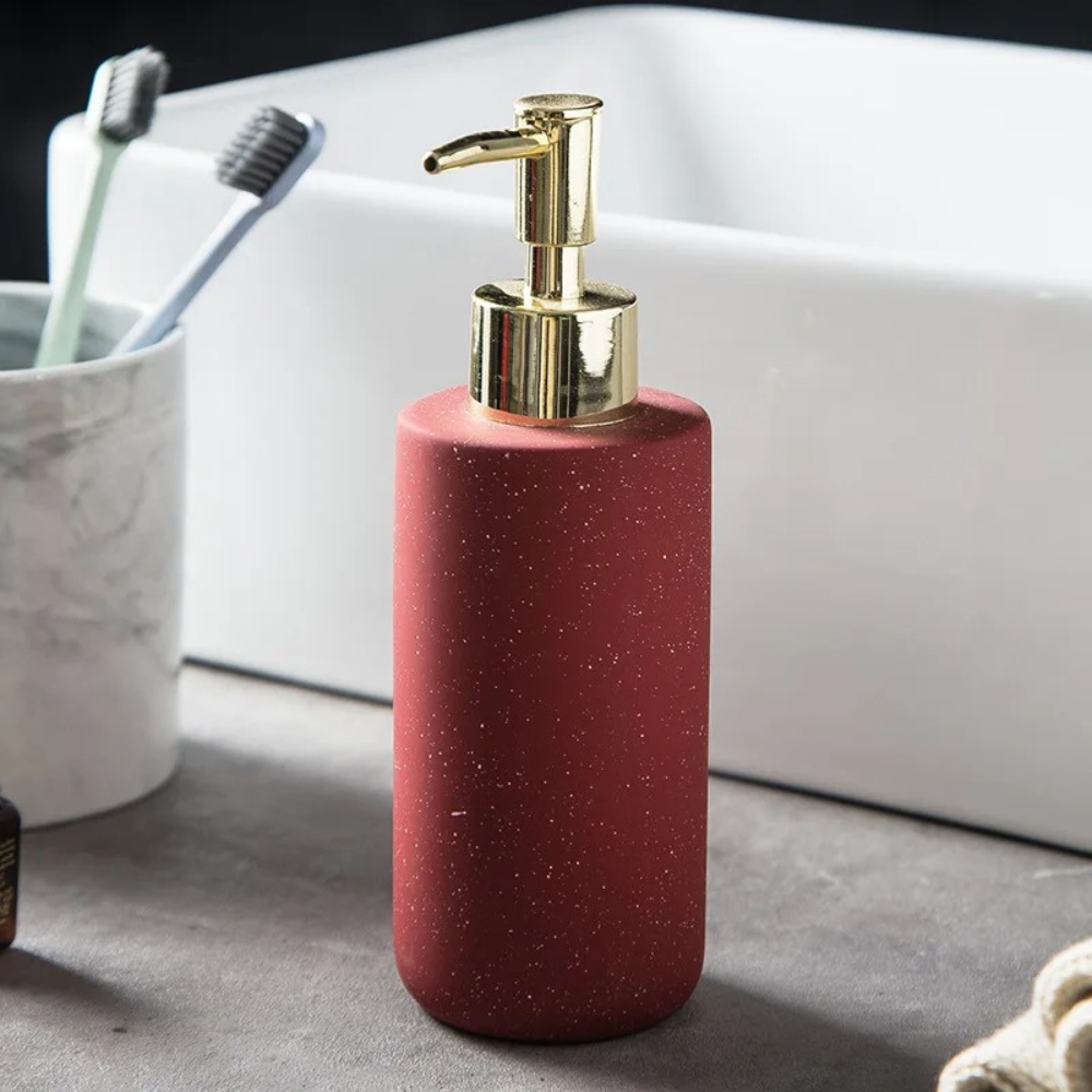 Диспенсер керамічний для ванної та кухні для рідкого мила та миючого засобу 300 мл Червоний
