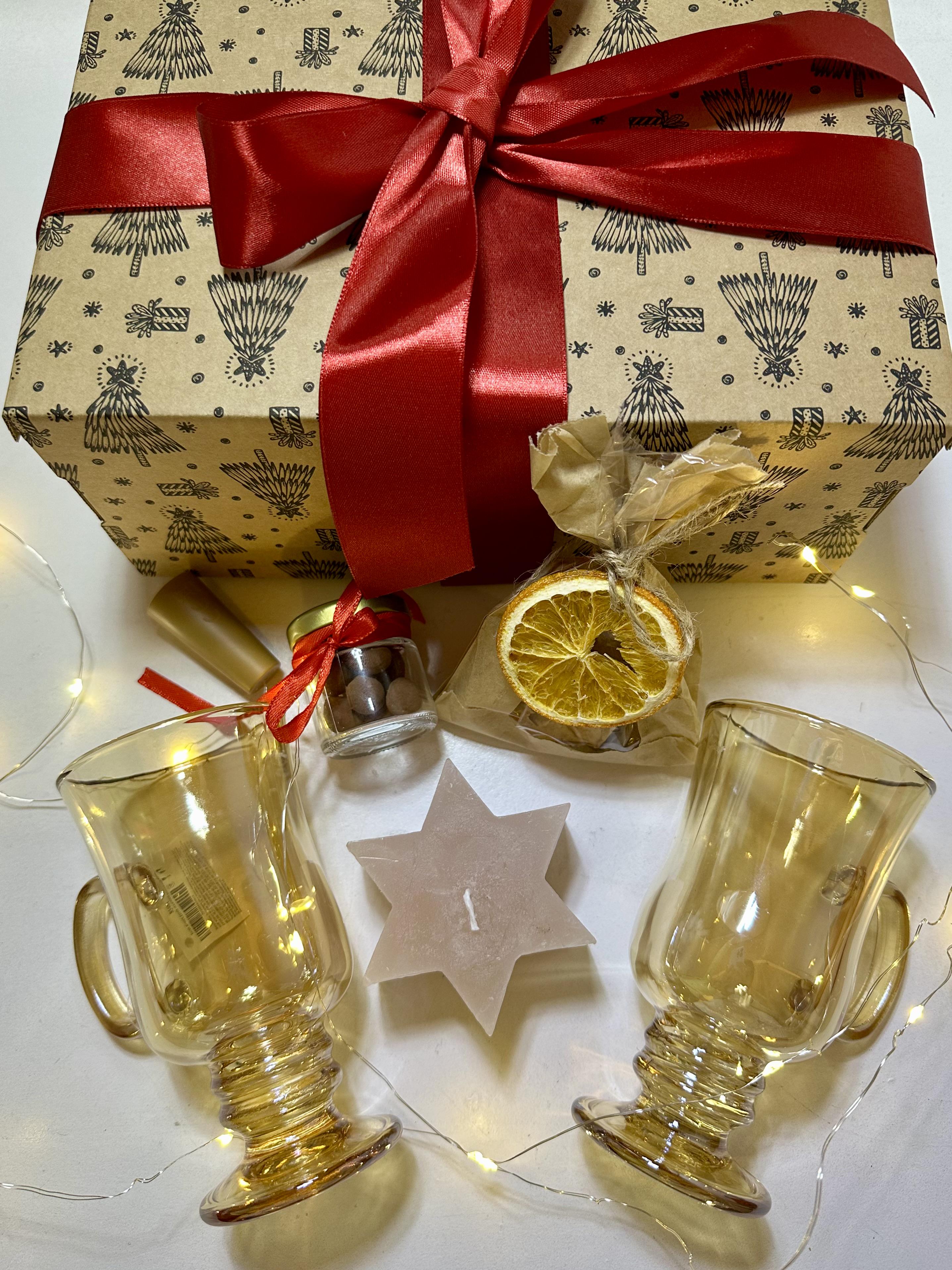 Набір подарунковий для романтичного глінтвейну зі смаколиками (13530751)