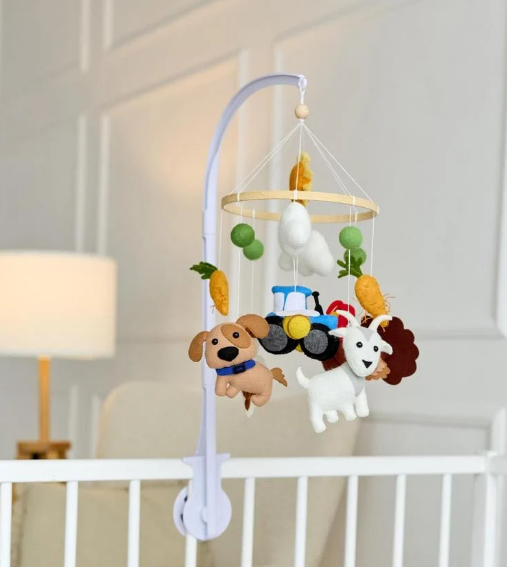 Мобиль детский музыкальный WoollyFox Собака/коза/машинка/индюк на 35 мелодий (27861085)