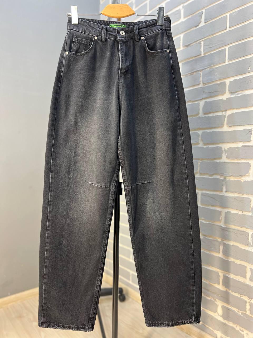 Джинси жіночі Q-4 3013 Skaiter баггі вільні оверсайз шви на колінах затяжка на таліі р. 31 Чорний (3043) - фото 9 Джинси жіночі Q-4 3013 Skaiter баггі вільні оверсайз шви на колінах затяжка на таліі р. 31 Чорний (3043) - фото 9