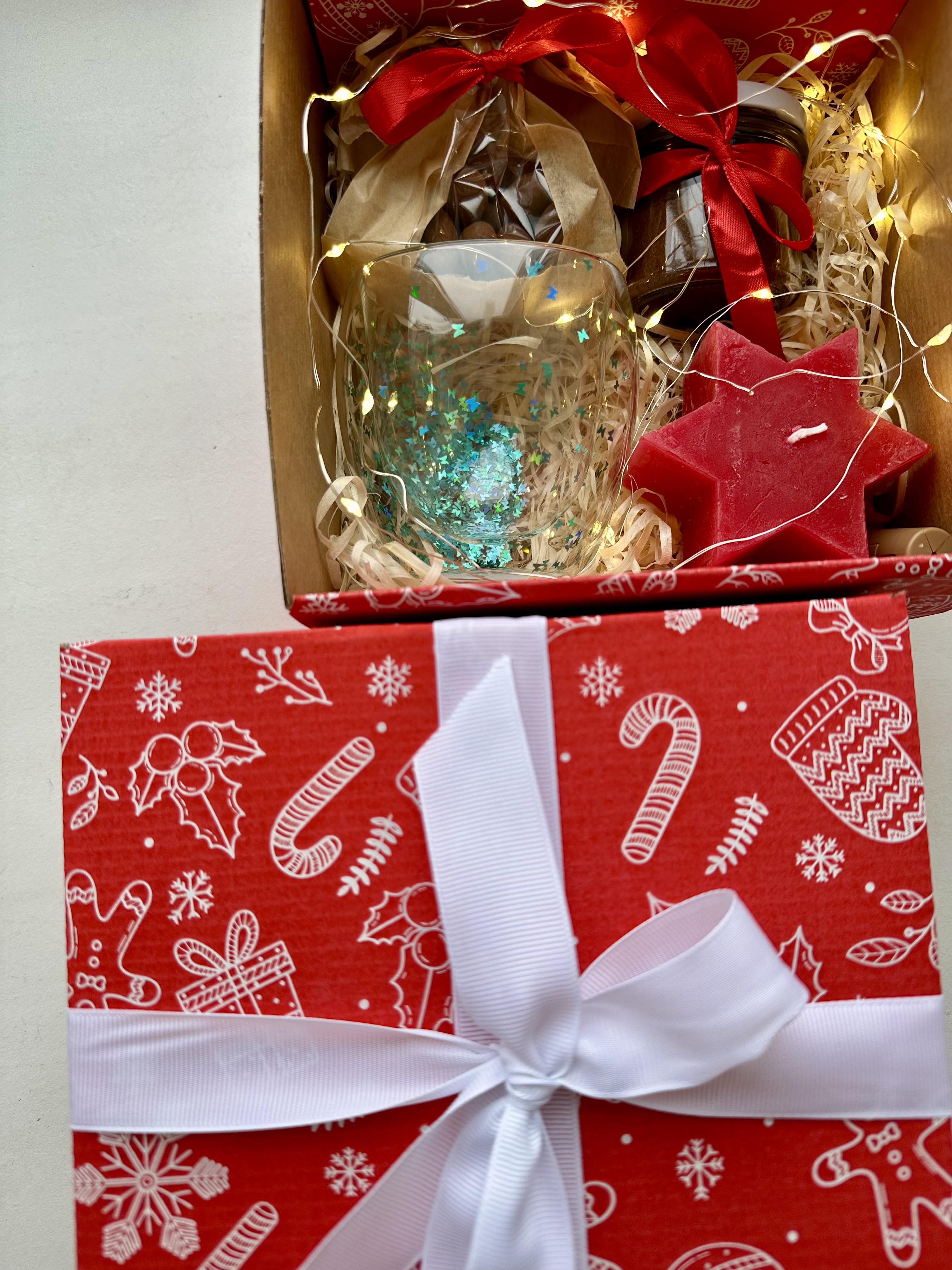 Набір новорічний з ароматною кавою та смаколиками (13530733) - фото 8 Набір новорічний з ароматною кавою та смаколиками (13530733) - фото 8