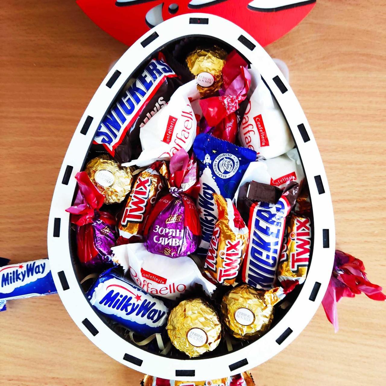 Подарунковий бокс кіндер з цукерками для дівчини/дитини на день народження/на свято (ar94)