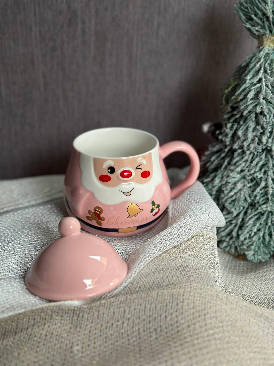 Кружка керамічна Різдвяний помпон з кришкою 350 мл Розовий (2785917831) - фото 2 Кружка керамічна Різдвяний помпон з кришкою 350 мл Розовий (2785917831) - фото 2