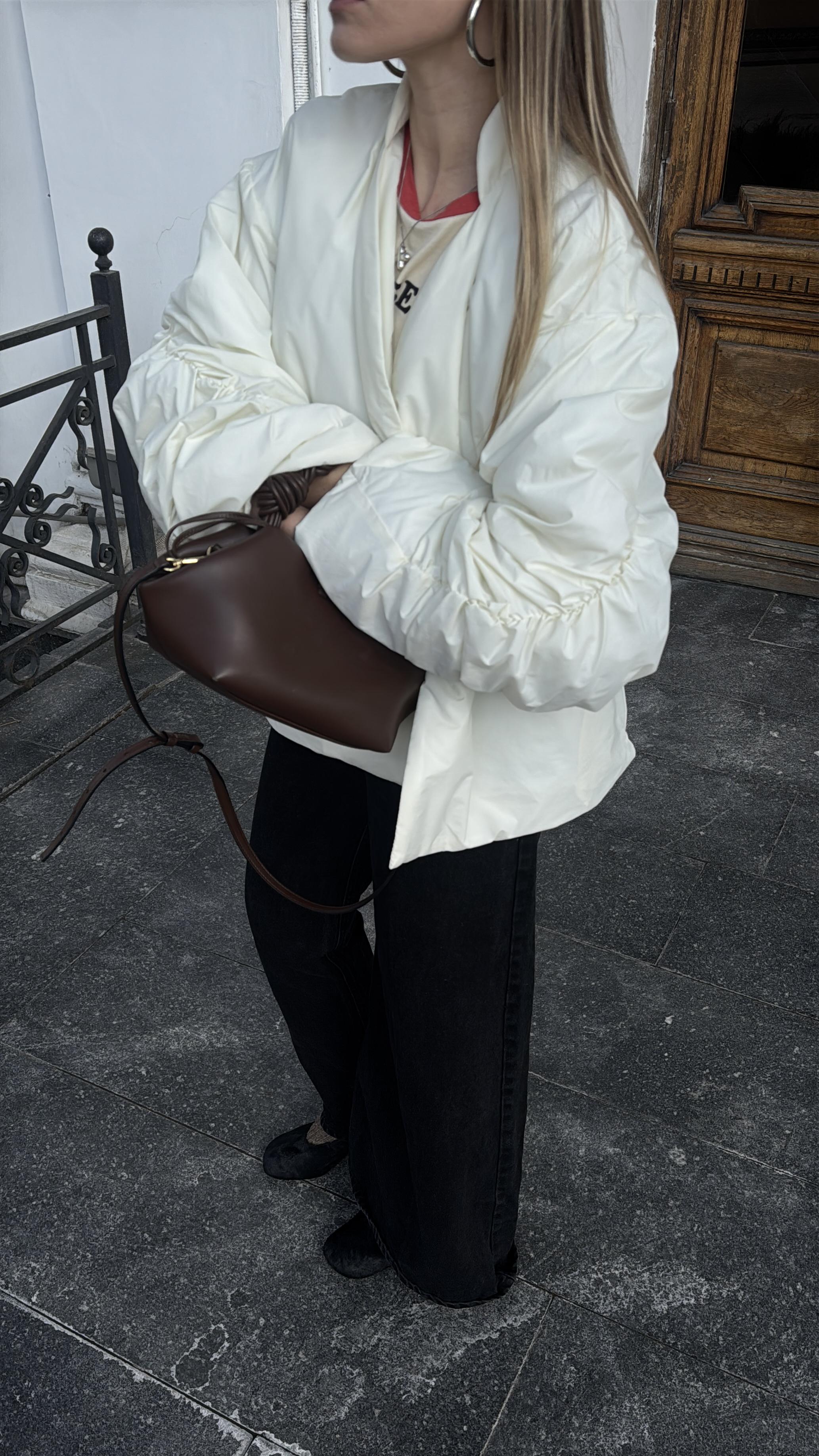 Куртка жіноча демісезона ZF Inspire 1013 на запах з поясом та широкими рукавами S-М Білий (1013-Бел-S-М) - фото 5 Куртка жіноча демісезона ZF Inspire 1013 на запах з поясом та широкими рукавами S-М Білий (1013-Бел-S-М) - фото 5