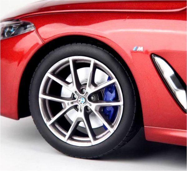 Модель автомобиля Norev 1:18 BMW 8 G15 Series Coupe Orange Metallic (183285) - фото 11 Модель автомобиля Norev 1:18 BMW 8 G15 Series Coupe Orange Metallic (183285) - фото 11