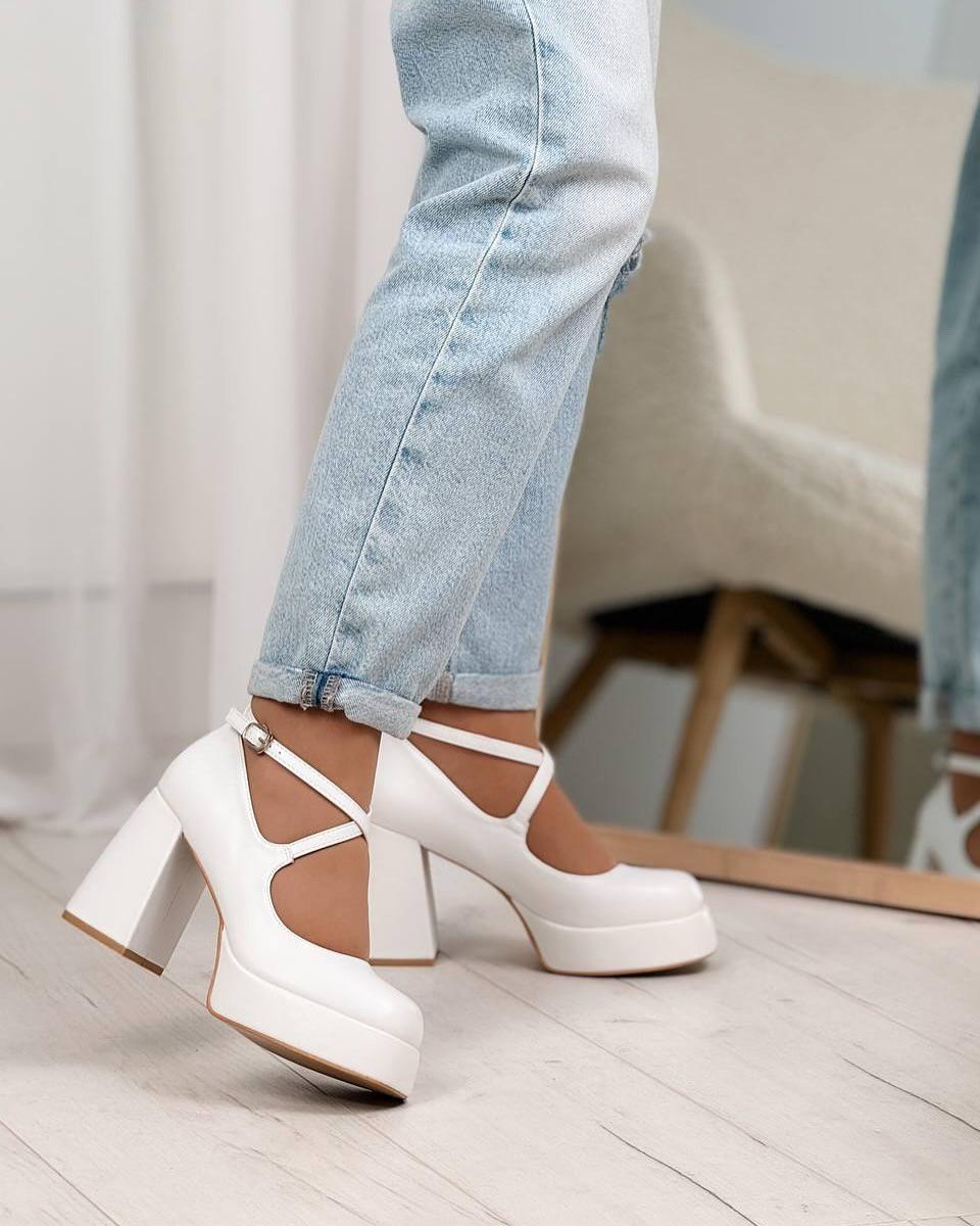 Туфлі з ремінцем Loretta на підборах та платформі р. 40 25,5 см Білий (10440-40) - фото 15 Туфлі з ремінцем Loretta на підборах та платформі р. 40 25,5 см Білий (10440-40) - фото 15