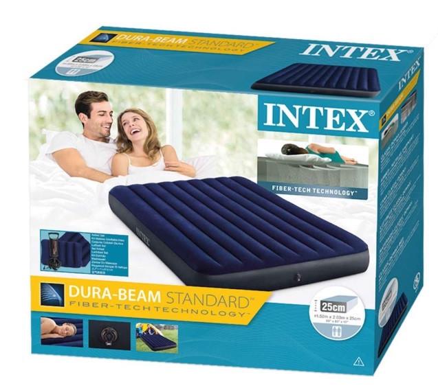 Надувной матрас с подушками и насосом intex classic downy airbed fiber tech 152х203х25 см 64765